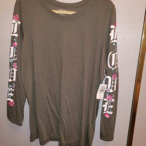 NWT Torrid Olive Long Sleeve Tattoo Soft Tee Sz 1